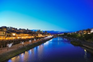 Forget the hustle and bustle of the city with a romantic evening stroll along the waterfront